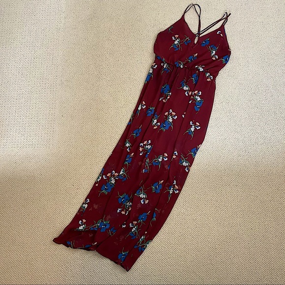 Long Flowy Dress with Slit - Picture 5 of 6